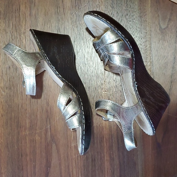 Born Sandals size 7 - Picture 4 of 9